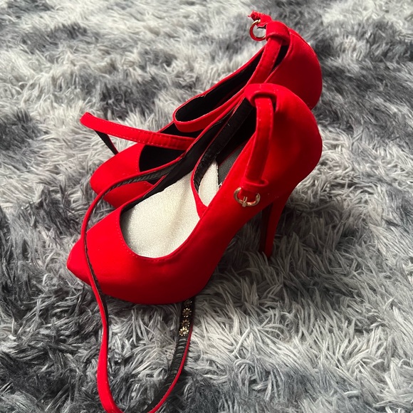 Red heels 👠 size 35 - Picture 2 of 5